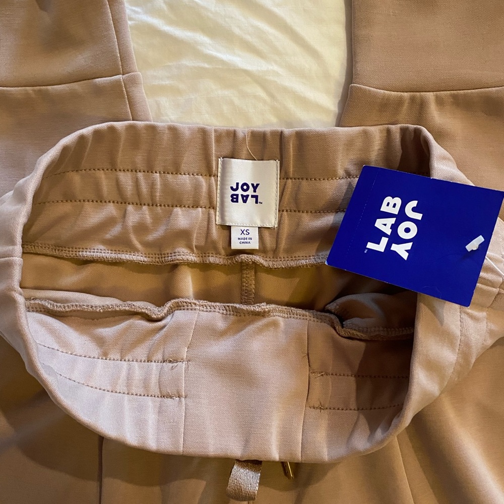 Sweatpants - Picture 2 of 4
